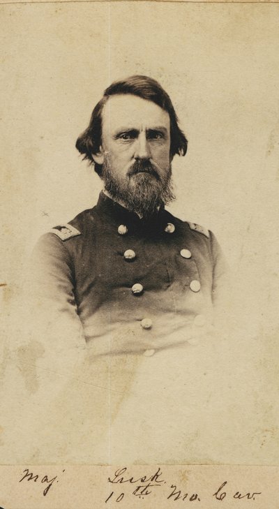 Retrato busto de un hombre en uniforme de Unbekannt Unbekannt